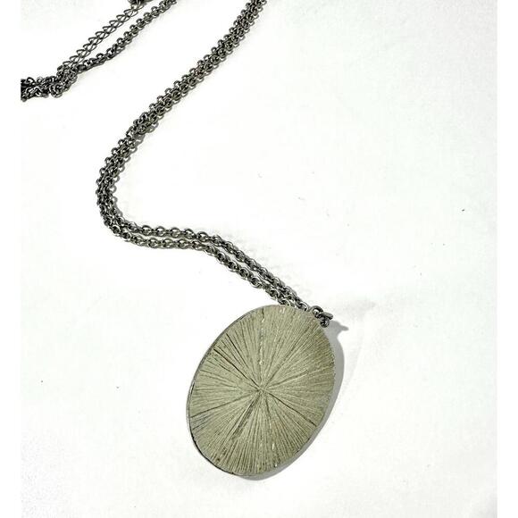 Native American Silver Turquoise Oval Pendant With Silver Chain Long Necklace - Picture 3 of 5